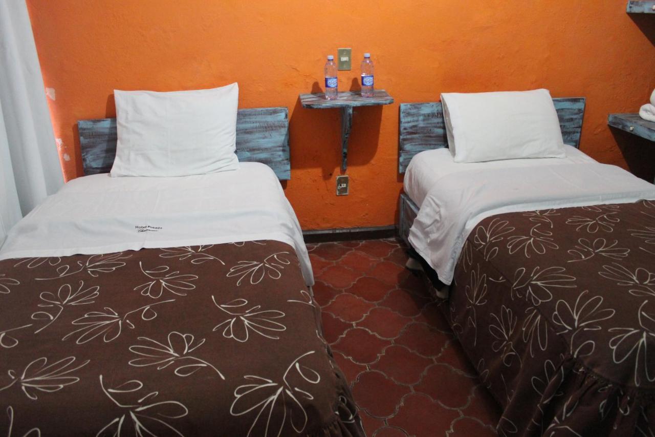 Hotel Posada Chamacuero Comonfort Bagian luar foto