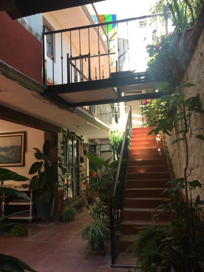 Hotel Posada Chamacuero Comonfort Bagian luar foto